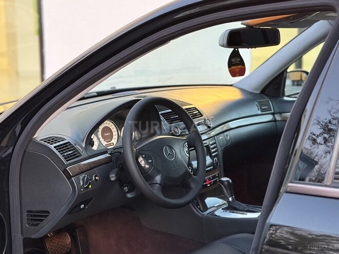 Mercedes E 320 2002, 390,000 km - 3.2 l - Göyçay