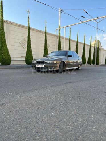BMW 528 1996, 569,020 km - 2.8 l - Bakı