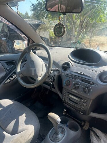 Toyota Vitz 2000, 100,000 km - 1.0 l - Bakı
