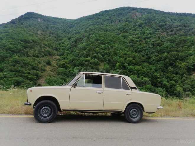 LADA (VAZ) 21013 1986, 100,000 km - 1.2 l - Horadiz
