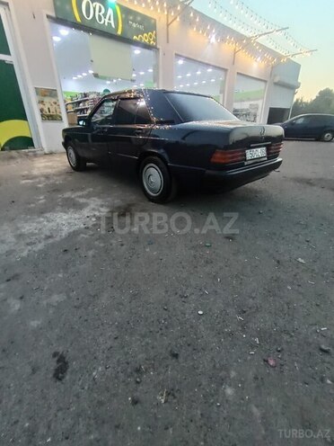 Mercedes 190 1989, 650,000 km - 2.0 l - Bərdə
