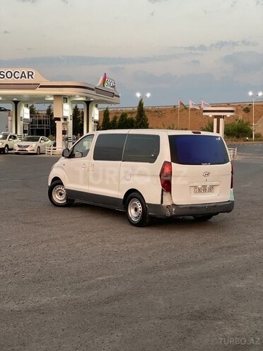 Hyundai H-1 2009, 600,000 km - 2.5 l - Bakı