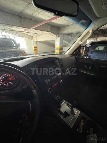 Mitsubishi Pajero 2013, 385,000 km - 3.8 l - Bakı