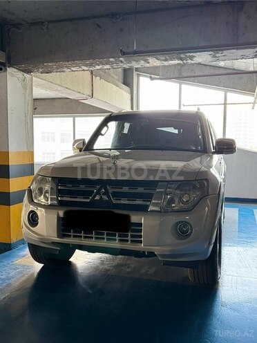Mitsubishi Pajero 2013, 385,000 km - 3.8 l - Bakı