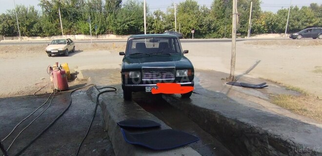 LADA (VAZ) 2107 1998, 200,000 km - 1.6 л - Yevlax