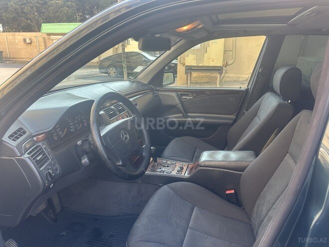 Mercedes E 240 1999, 304,000 km - 2.4 l - Bakı