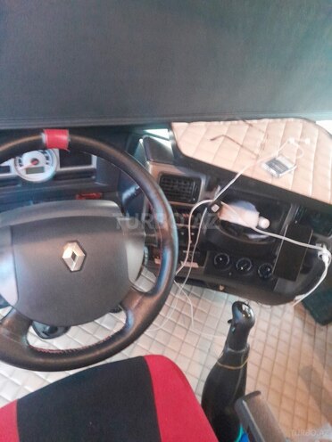 Renault Magnum 2009, 1,350,000 km - 0.5 l - Mingəçevir