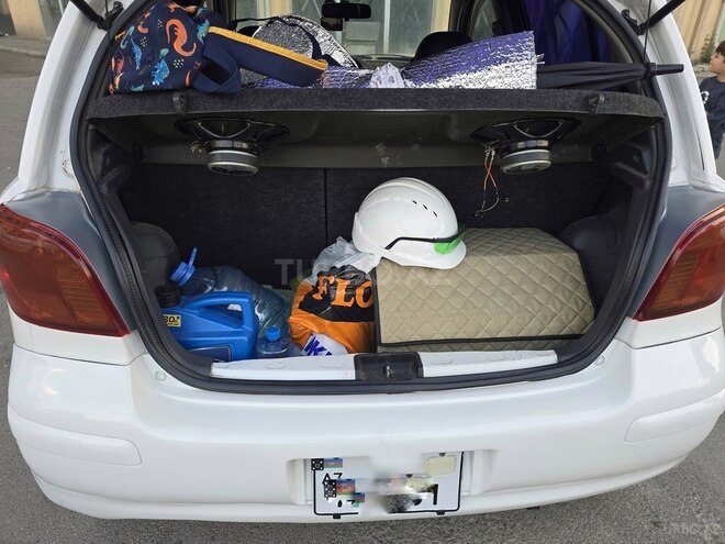 Toyota Vitz 2002, 268,000 km - 1.0 l - Bakı