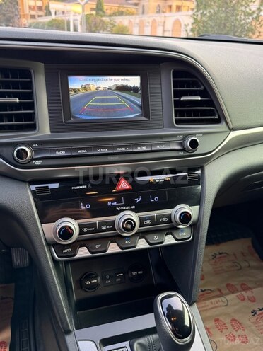Hyundai Elantra 2020, 75,000 km - 2.0 l - Bakı