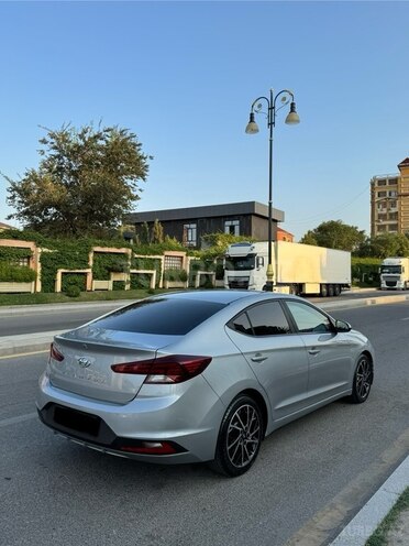 Hyundai Elantra 2020, 75,000 km - 2.0 l - Bakı