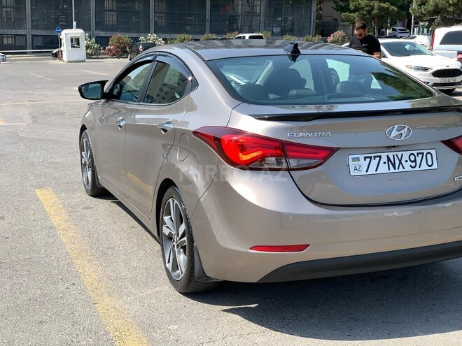 Hyundai Elantra 2015, 166,000 km - 1.8 l - Bakı