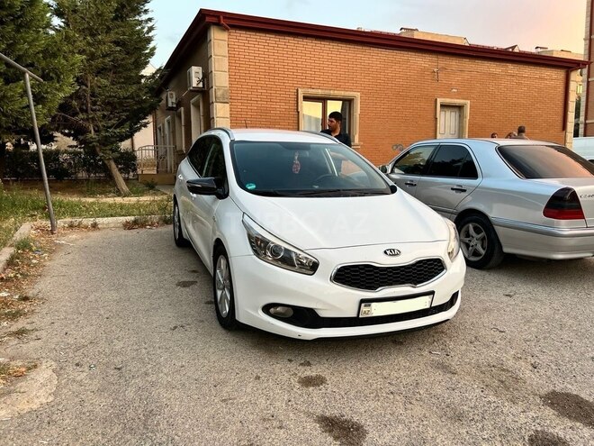 Kia  2012, 305,000 km - 1.4 l - Ağcabədi
