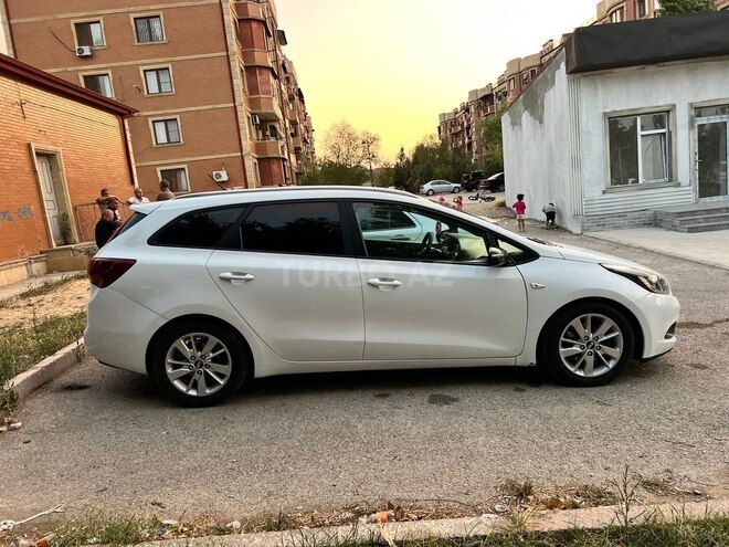 Kia  2012, 305,000 km - 1.4 l - Ağcabədi