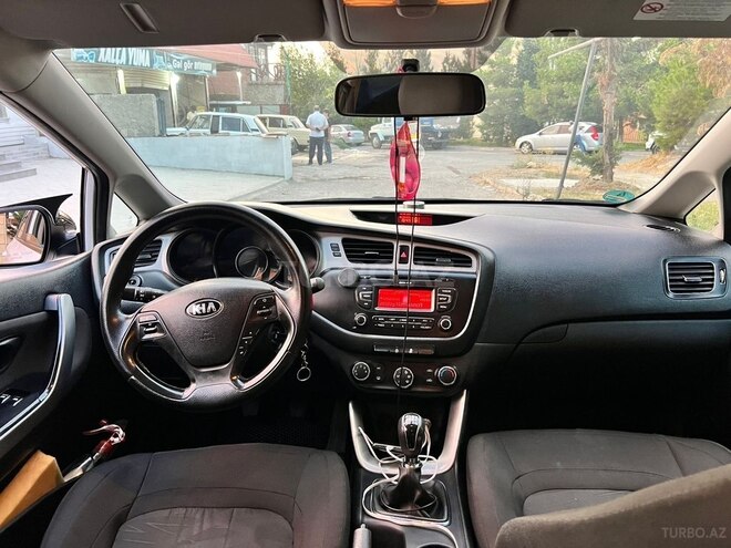 Kia  2012, 305,000 km - 1.4 l - Ağcabədi