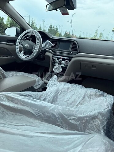 Hyundai Elantra 2019, 178,000 km - 2.0 l - Bakı