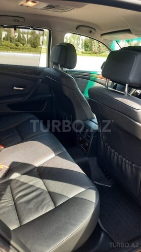 BMW 525 2009, 51,000 km - 2.5 л - Gəncə
