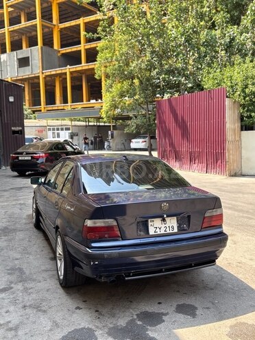 BMW 320 1997, 388,000 km - 2.0 l - Bakı