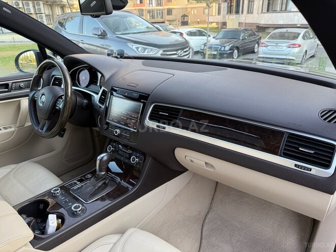 Volkswagen Touareg 2012, 212,400 km - 3.6 l - Bakı