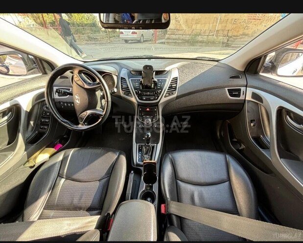 Hyundai Avante 2014, 227,000 km - 1.6 l - Bakı