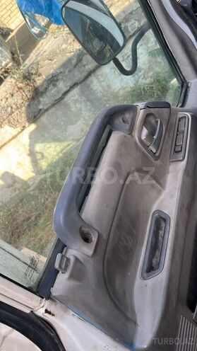 Isuzu NPR 66 L 2006, 200,000 km - 4.3 l - Bakı