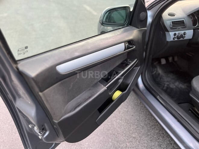 Opel Astra 2006, 240,000 km - 1.3 l - Sumqayıt