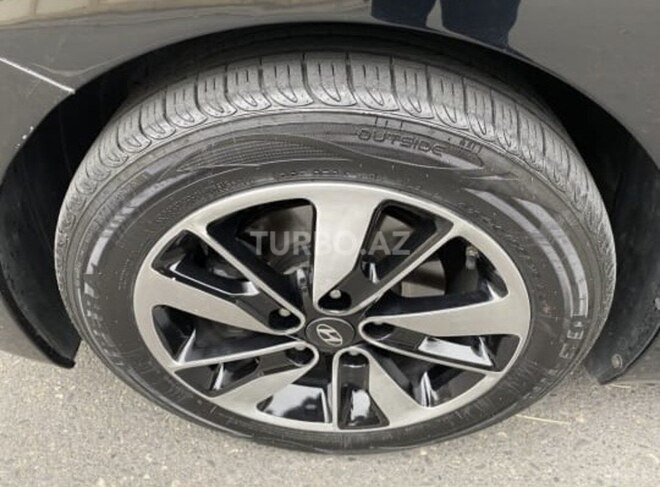 Hyundai Avante 2015, 155,000 km - 1.6 л - Bakı