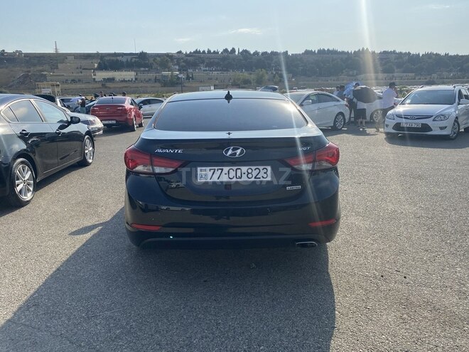 Hyundai Avante 2015, 155,000 km - 1.6 л - Bakı