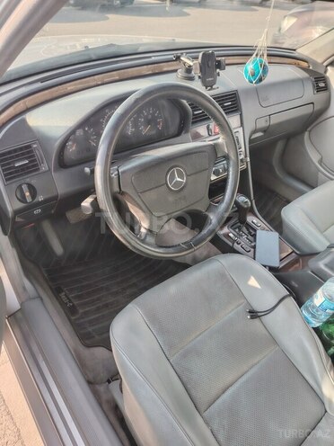 Mercedes C 230 1998, 398,000 km - 2.3 l - Bakı