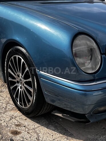 Mercedes E 200 1997, 450,000 km - 2.0 l - Xırdalan