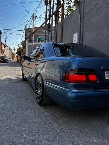 Mercedes E 200 1997, 450,000 km - 2.0 l - Xırdalan