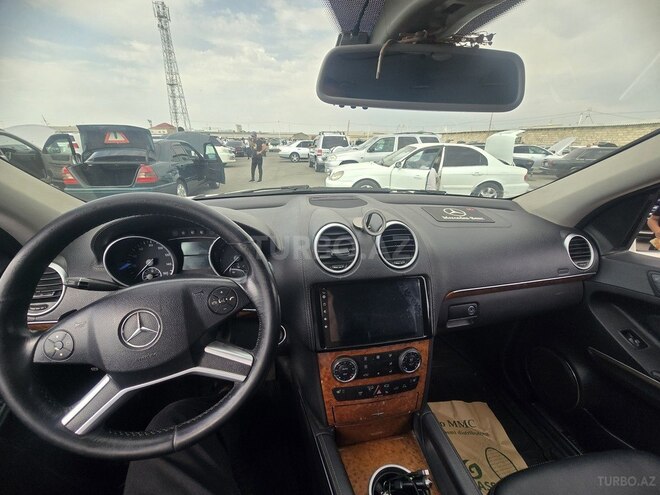 Mercedes GL 450 4MATIC 2009, 249,925 km - 4.7 л - Bakı