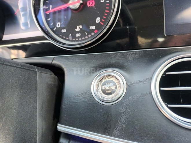 Mercedes E 220 d 2016, 203,600 km - 2.0 l - Bakı