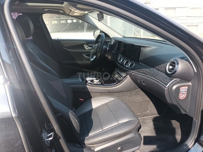 Mercedes E 220 d 2016, 203,600 km - 2.0 l - Bakı