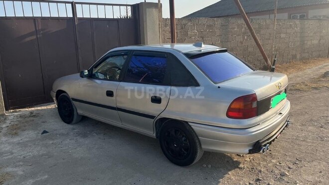 Opel Astra 1994, 313,076 km - 1.6 l - Bakı