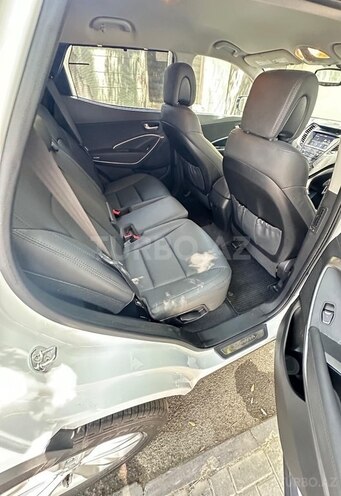 Hyundai Santa Fe 2017, 670,000 km - 2.0 л - Bakı
