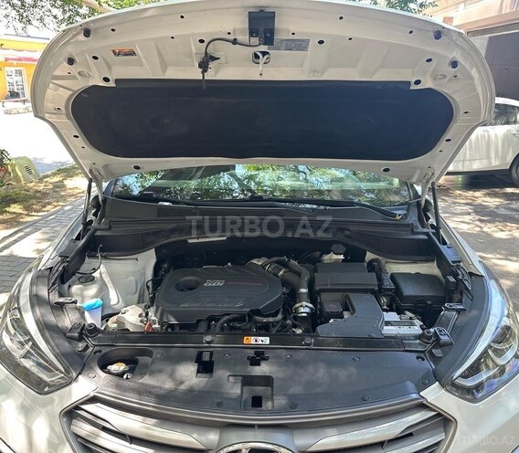 Hyundai Santa Fe 2017, 670,000 km - 2.0 л - Bakı