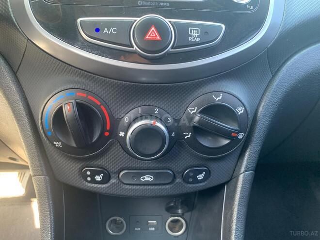 Hyundai Accent 2016, 110,300 km - 1.4 l - Bakı