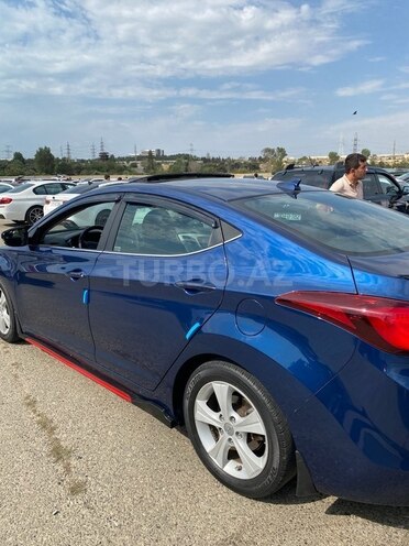 Hyundai Elantra 2015, 219,000 km - 1.8 l - Bakı