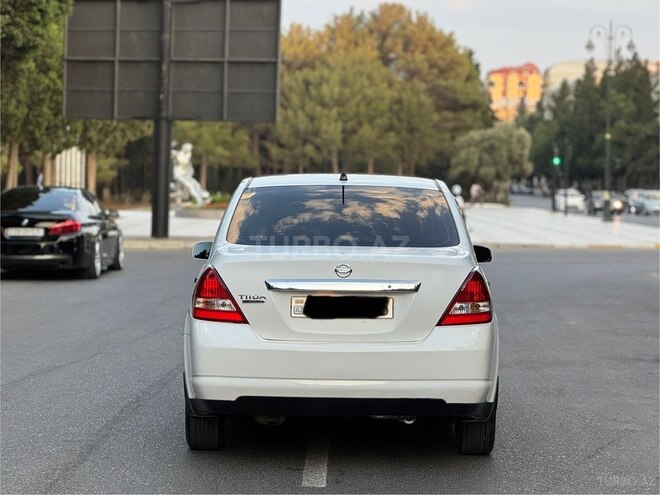 Nissan Tiida 2011, 220,000 km - 1.5 л - Bakı