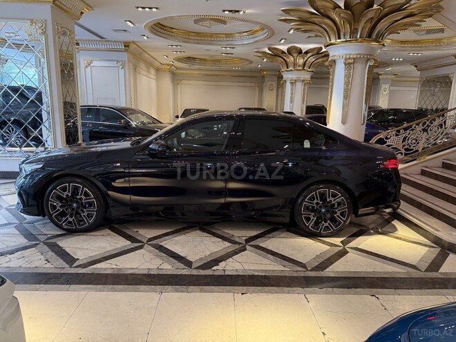 BMW 530e 2024, 9,000 km - 2.0 l - Bakı