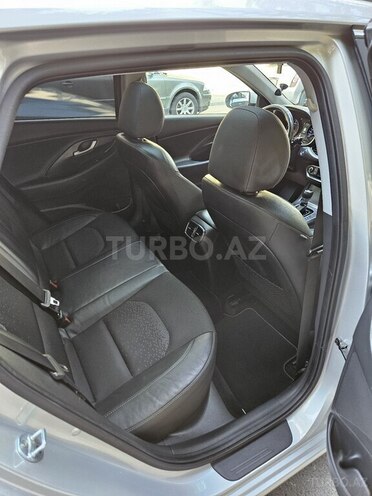 Hyundai i30 2018, 180,180 km - 1.6 л - Bakı