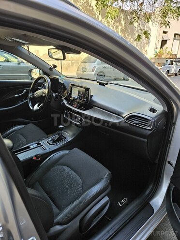 Hyundai i30 2018, 180,180 km - 1.6 л - Bakı