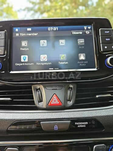 Hyundai i30 2018, 180,180 km - 1.6 л - Bakı