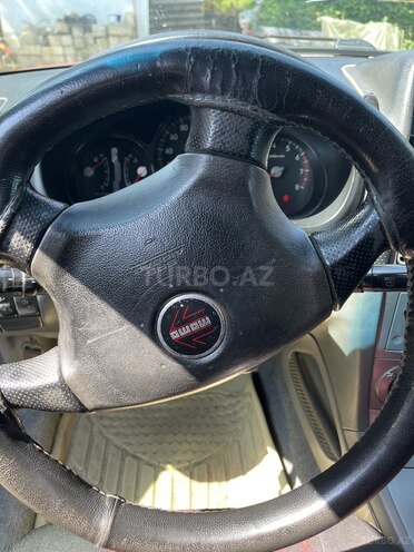 Subaru Forester 2002, 496,000 km - 2.0 l - Astara