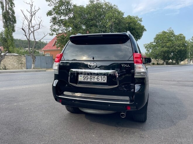 Toyota Land Cruiser Prado 2010, 218,000 km - 2.7 л - Qusar