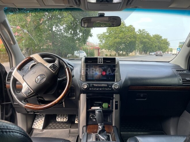Toyota Land Cruiser Prado 2010, 218,000 km - 2.7 л - Qusar