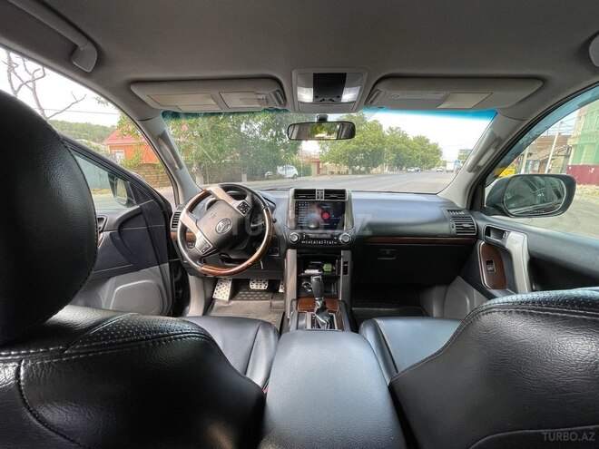 Toyota Land Cruiser Prado 2010, 218,000 km - 2.7 л - Qusar