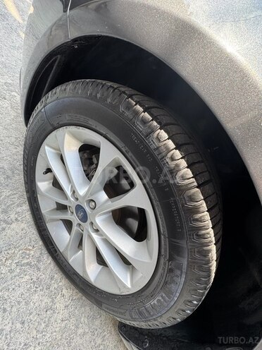 Ford Fusion (North America) 2019, 131,000 km - 2.0 l - Bakı