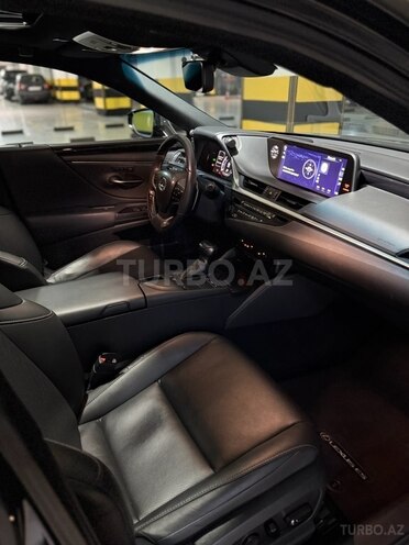 Lexus ES 300h 2020, 100,000 km - 2.5 l - Bakı