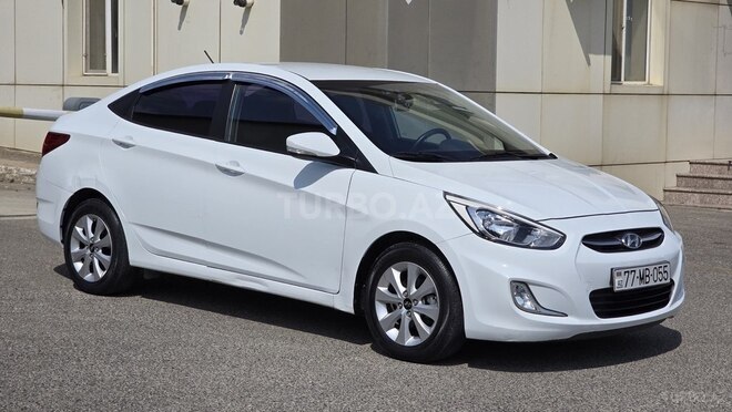 Hyundai Accent 2015, 110,000 km - 1.4 л - Bakı